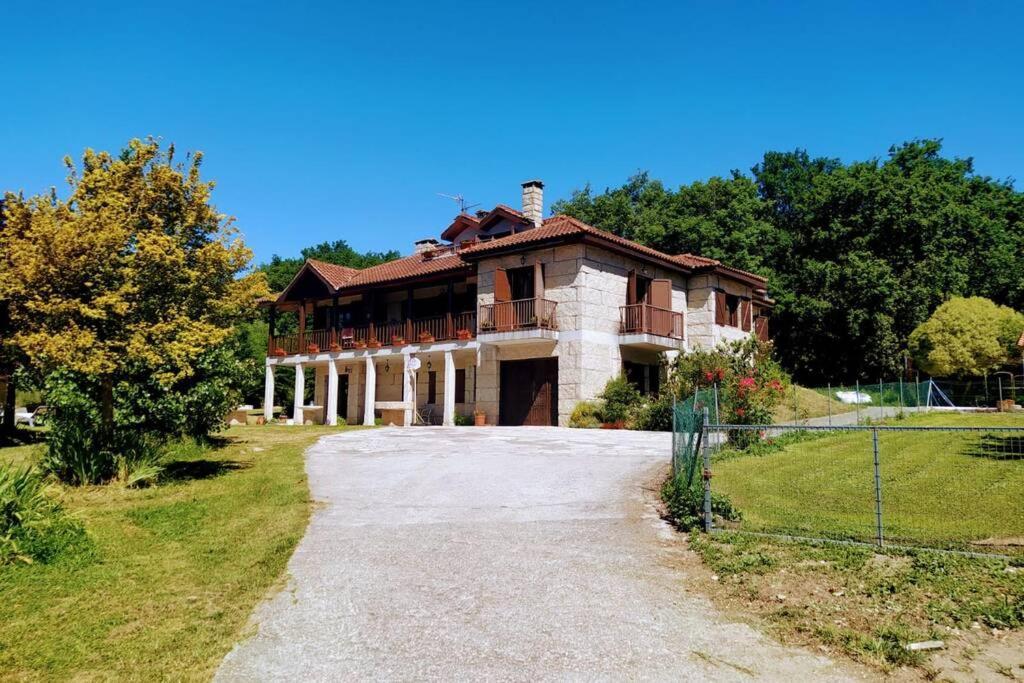 Espectacular Casa Con Piscina En Allariz Esterno foto